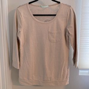 Stitched back 3/4 sleeve sweater